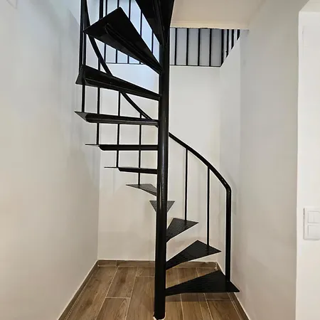 Appartement Modern Duplex With Bbq