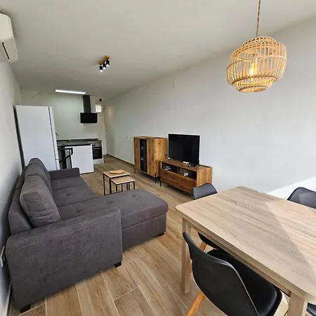 Modern Duplex With Bbq * Molnas