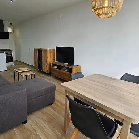 Modern Duplex With Bbq Molnas