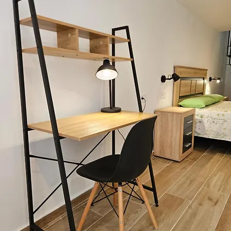 Appartement Modern Duplex With Bbq