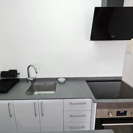 Appartement Modern Duplex With Bbq